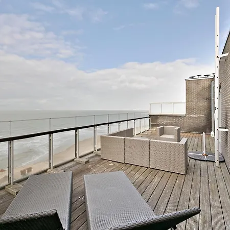 Paul & Virginie In Apartment Blankenberge