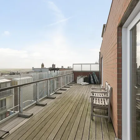 아파트 Penthouse In Near The Sea *