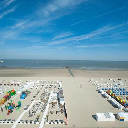 아파트 Penthouse In Near The Sea 블랑켄베르크